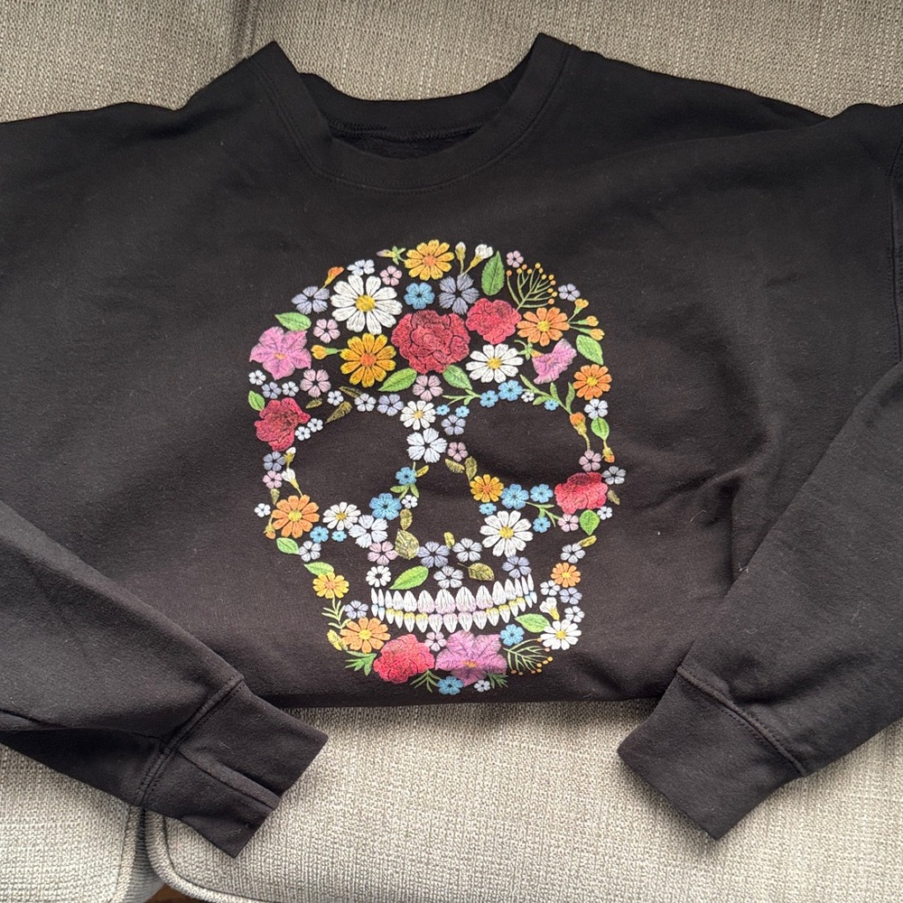 Floral Skull Black Sweatshirt